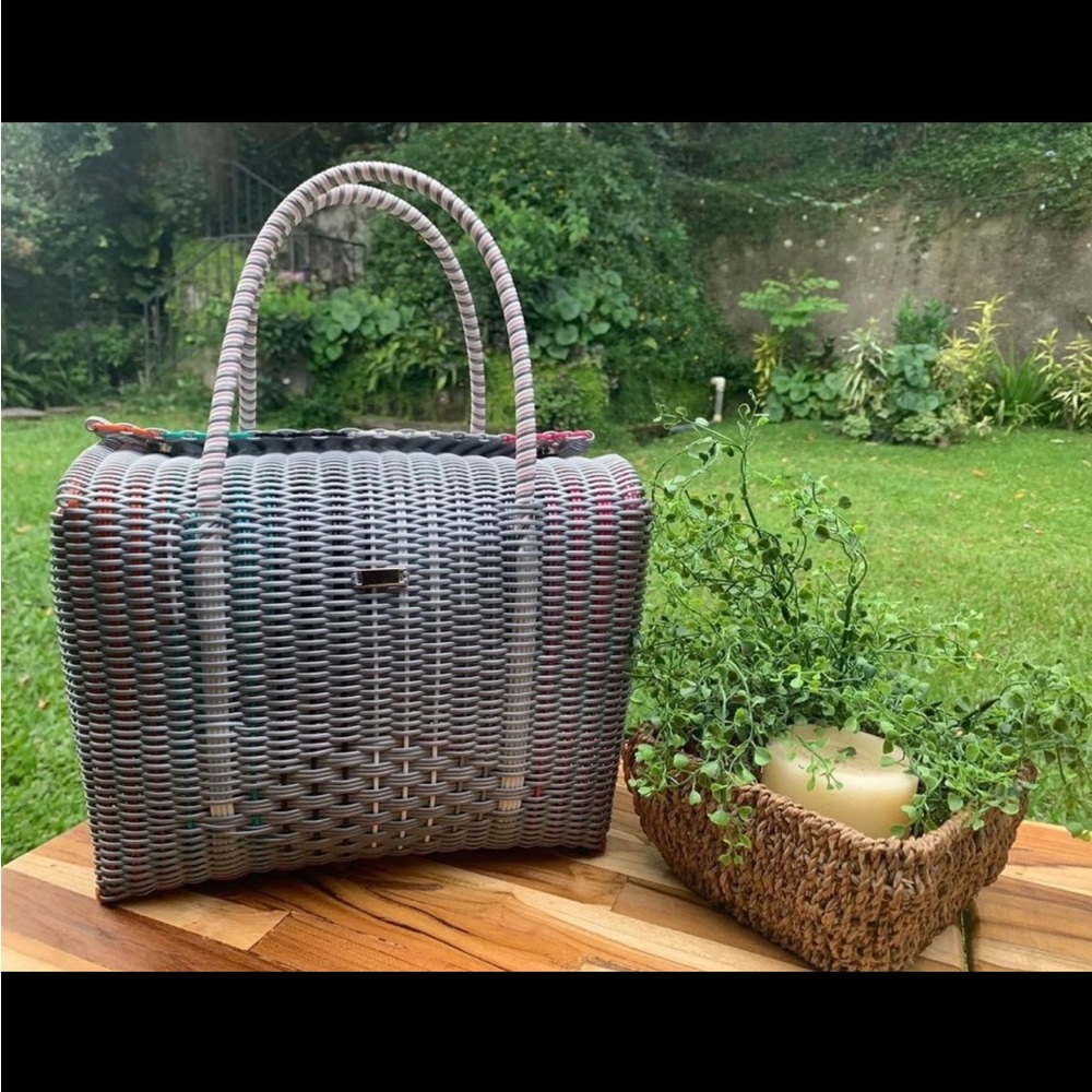 New without tags recycled plastic craft bag